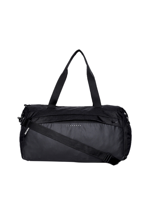 

Nike Women Black Radiate Club Duffel Bag