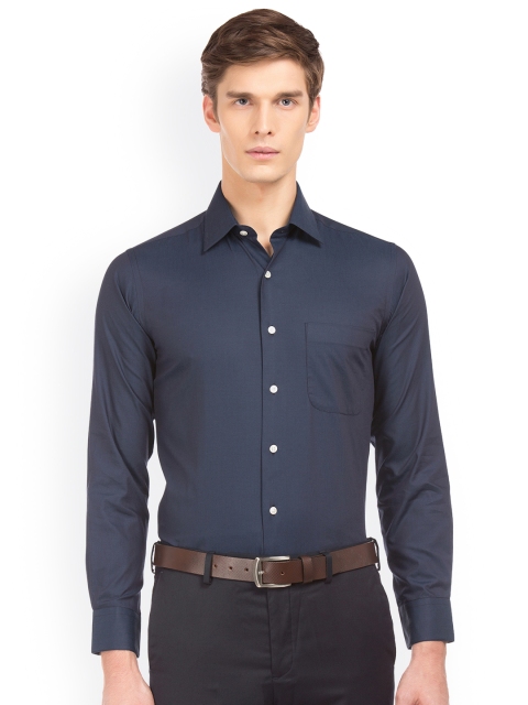 

Arrow Men Blue Regular Fit Solid Formal Shirt