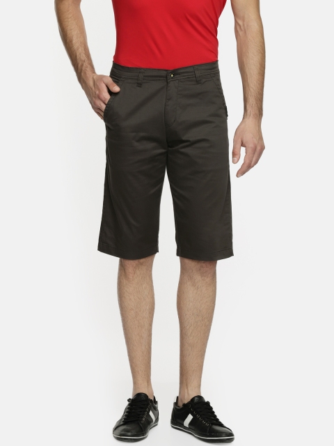 

beevee Men Brown Solid Regular Fit Chino Shorts