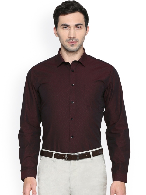 

V Dot Men Maroon Slim Fit Printed Formal Shirt