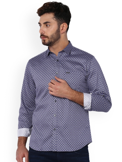 

V Dot Men Blue Slim Fit Printed Casual Shirt