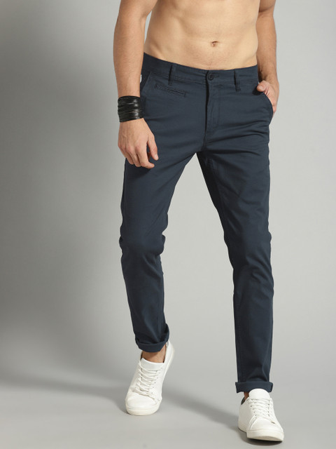 

Roadster Men Navy Slim Fit Solid Chinos, Navy blue