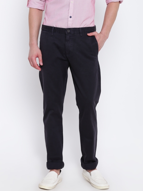 

Blackberrys Men Navy Regular Fit Solid Chinos, Navy blue