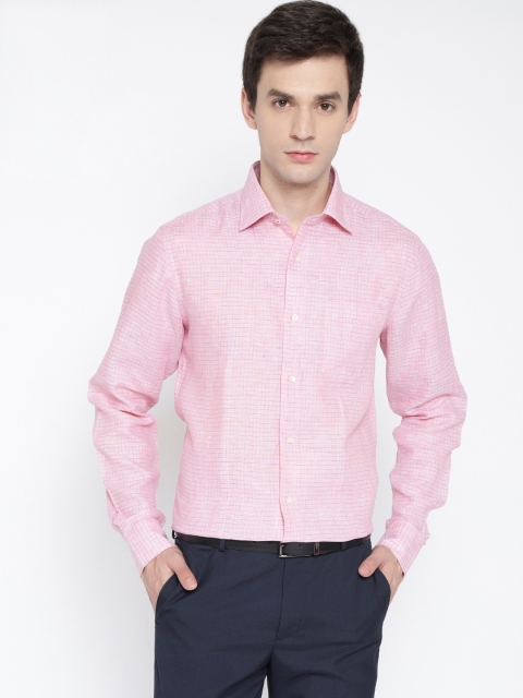 

Blackberrys Men Pink Regular Fit Checked Linen Semiformal Shirt