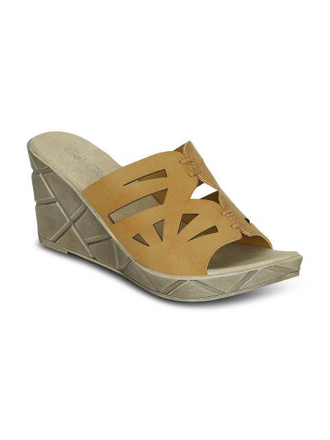 

Get Glamr Women Beige Solid Wedges