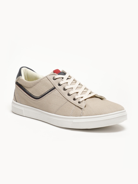 

LOCOMOTIVE Men Beige Sneakers