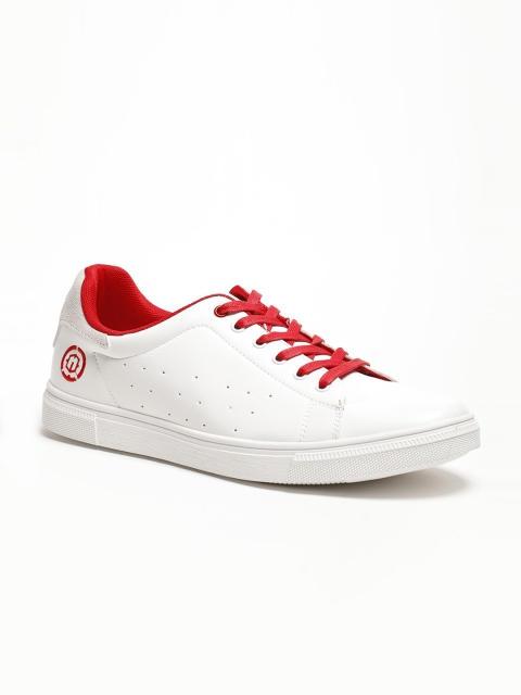 

LOCOMOTIVE Men White Sneakers
