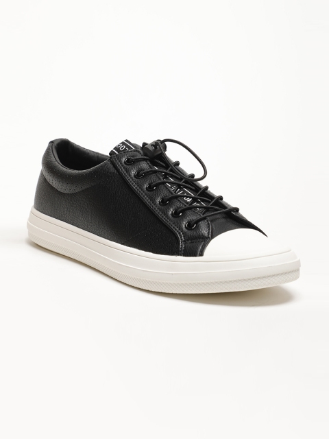 

LOCOMOTIVE Men Black Sneakers