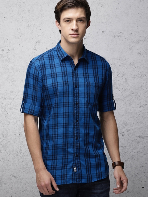 

Ecko Unltd Men Blue Regular Fit Checked Casual Shirt