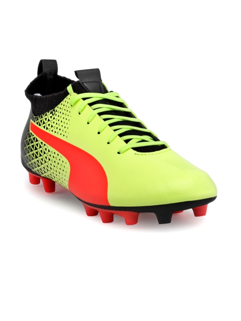 

Puma Men Fluorescent Green evoKNIT Football Firm Ground Football Shoes