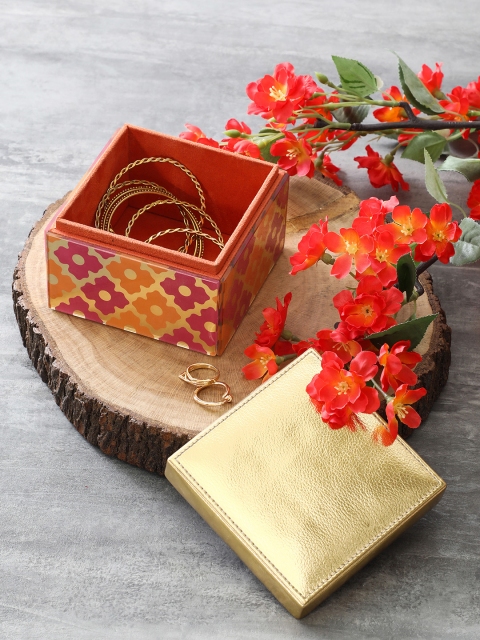 

Pure Home & Living Orange & Pink Square Lid Box, Gold