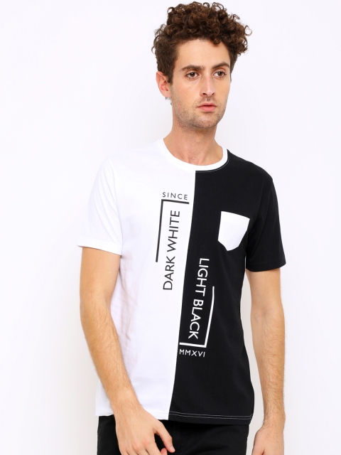 

Maniac Men White & Black Colourblocked Round Neck T-shirt
