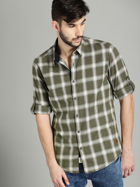 

Roadster Men Olive Green & Off-White Regular Fit Checked Casual Shirt