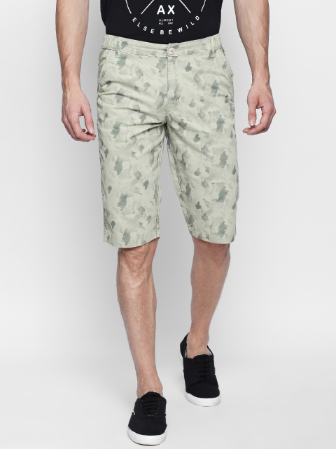 

AVOQ Men Green Printed Regular Fit Regular Shorts