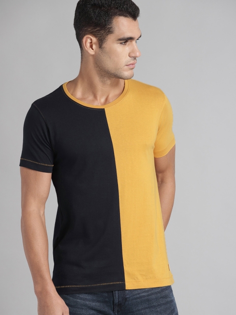 

Roadster Men Yellow & Navy Blue Colourblocked Round Neck T-shirt