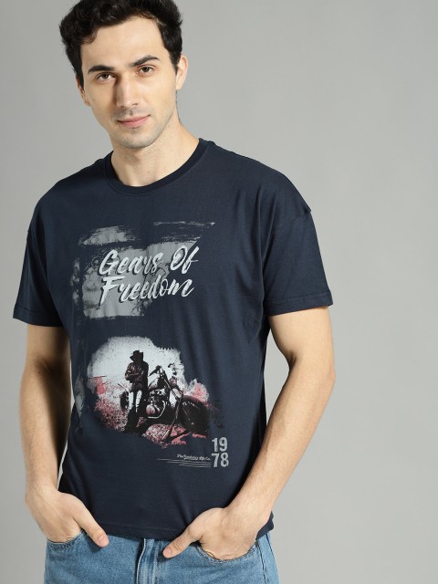 

Roadster Men Navy Blue Printed Round Neck T-shirt
