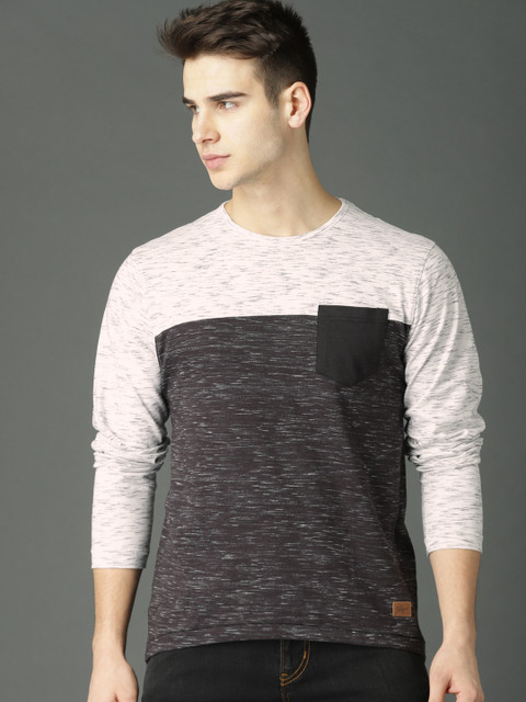 

Roadster Men Grey & Off-White Solid T-shirt