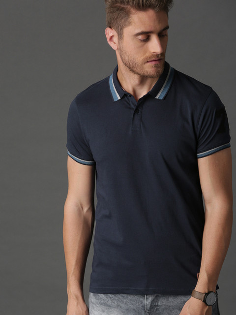 

Roadster Men Navy Blue Solid Polo Collar T-shirt