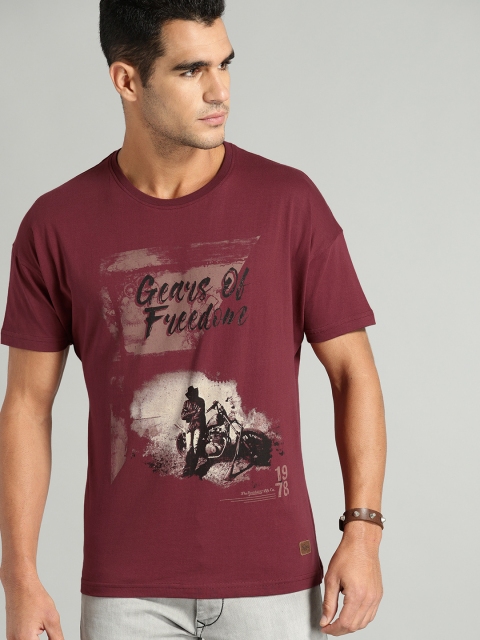 

Roadster Men Maroon Printed Round Neck T-shirt
