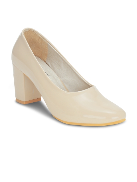 

Get Glamr Women Beige Solid Pumps