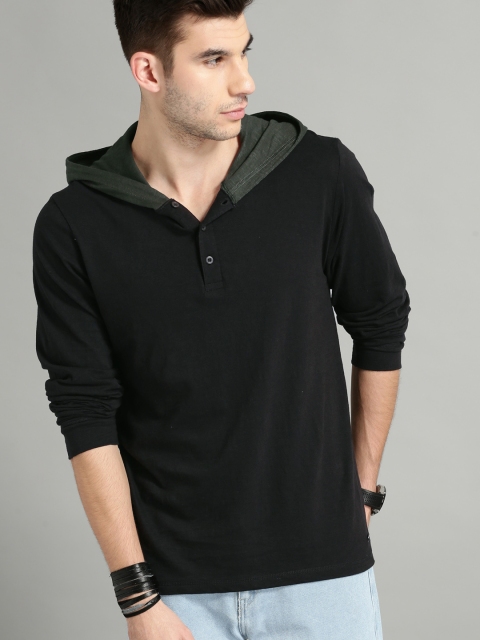 

Roadster Men Black Solid Hood Pure Cotton T-shirt