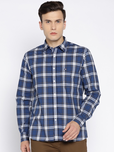 

Arrow Sport Men Navy Blue & White Slim Fit Checked Casual Shirt