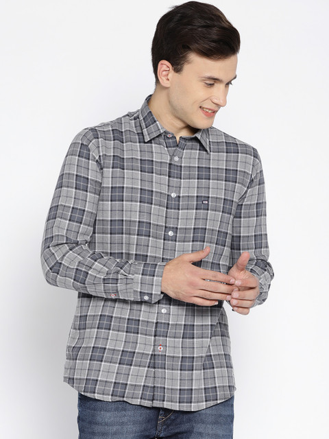 

Arrow Sport Men Grey Slim Fit Checked Casual Shirt