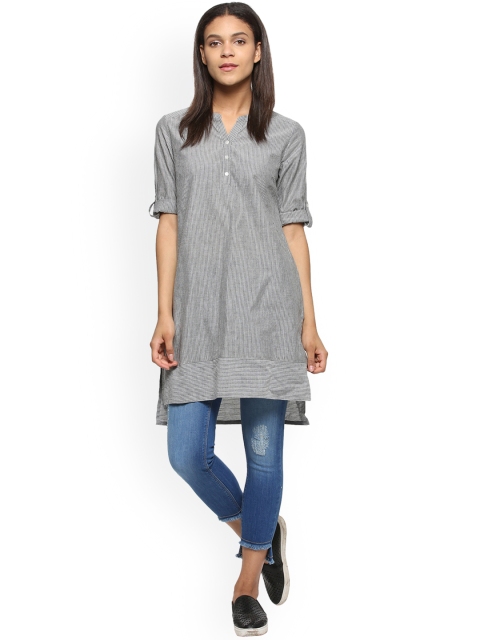 

People Women Grey Striped Straight Kurta