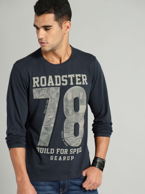 

Roadster Men Blue Printed Round Neck T-shirt