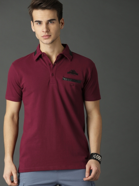 

Roadster Men Maroon Solid Polo Collar T-shirt