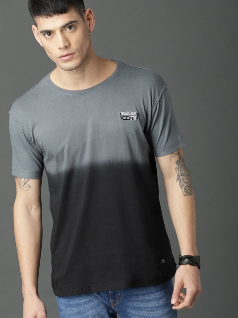 

Roadster Men Grey Black Dyed Round Neck Pure Cotton T-shirt