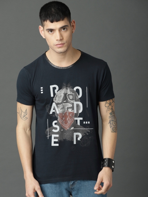 

Roadster Men Navy Blue Printed Round Neck T-shirt