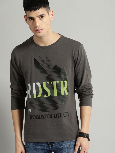 

Roadster Men Taupe Printed Round Neck T-shirt