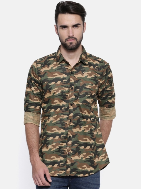 

Cross Court Men Green Slim Fit Printed Casual Shirt