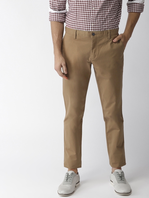 

Indian Terrain Men Khaki Urban Fit Solid Chinos, Brown