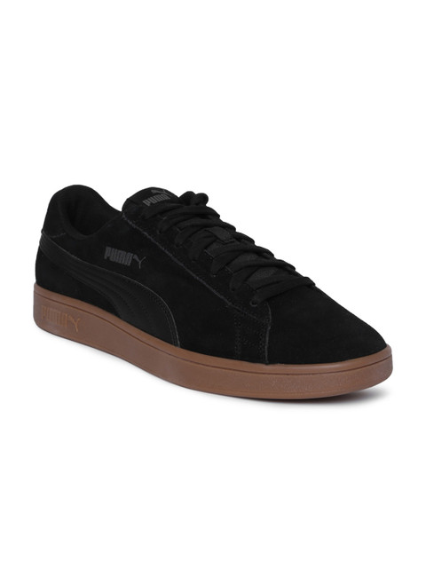 

Puma Men Black Solid Smash v2 Sneakers