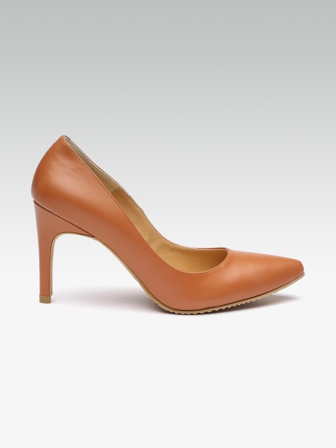 

HEATWAVE Women Tan Brown Solid Pumps
