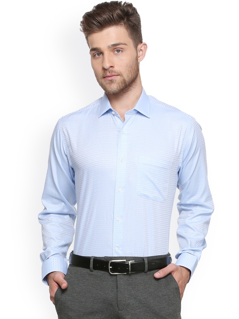 

Van Heusen Men Blue Contemporary Regular Fit Printed Formal Shirt