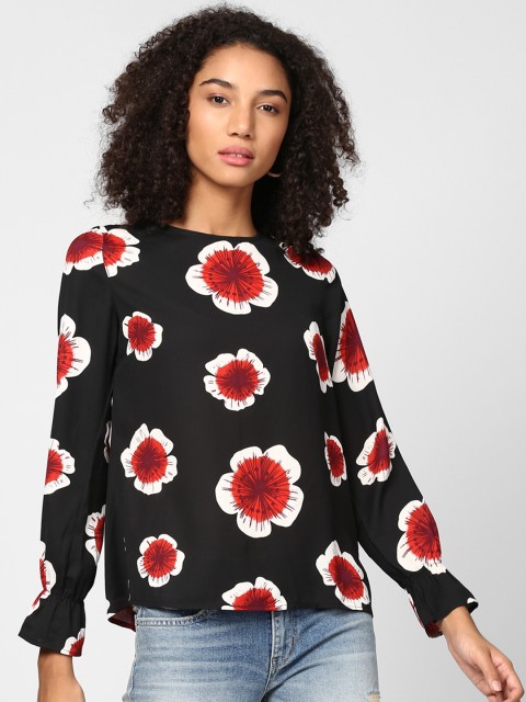 

Harpa Women Black Printed Top