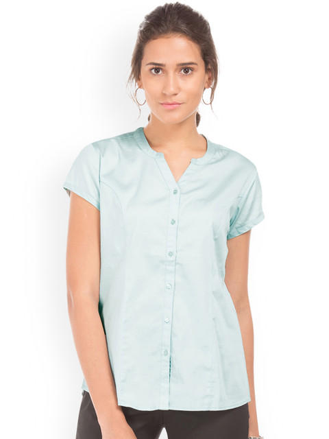

Arrow Woman Green Regular Fit Solid Casual Shirt