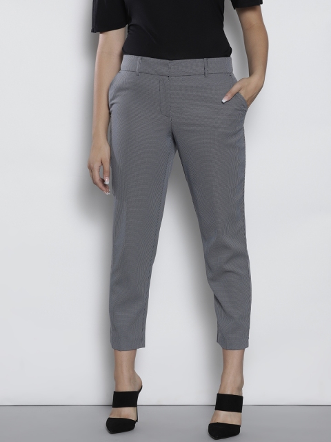 

DOROTHY PERKINS Women Navy Blue & White Regular Fit Self Design Trousers
