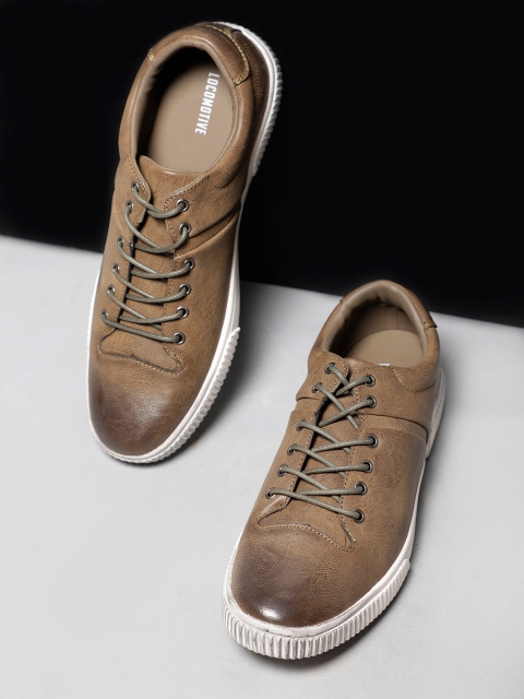 

LOCOMOTIVE Men Olive Green Sneakers