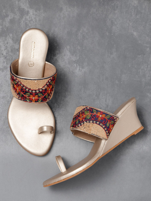 

Anouk Women Beige & Navy Embroidered Wedges