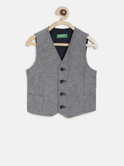 

United Colors of Benetton Boys Grey Woven DesignWaistcoat