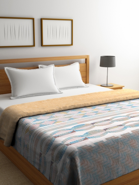 

SPACES Blue Geometric AC Room 150 GSM Double Bed Comforter