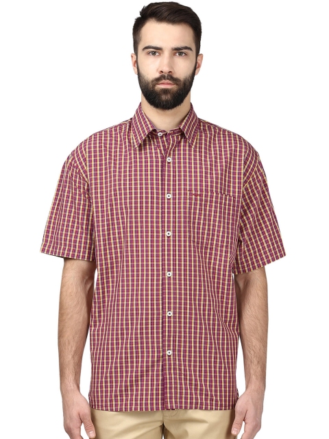 

ColorPlus Men Maroon & Beige Regular Fit Checked Casual Shirt