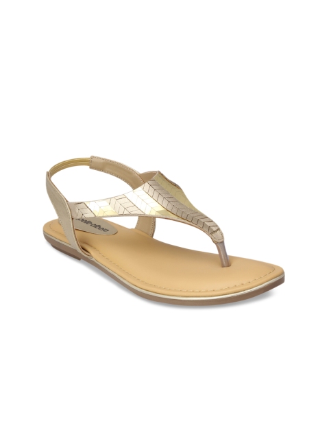 

pelle albero Women Gold-Toned Woven Design Synthetic Open-Toed Flats