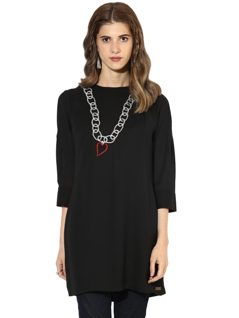 

Magzayra Black Solid Tunic