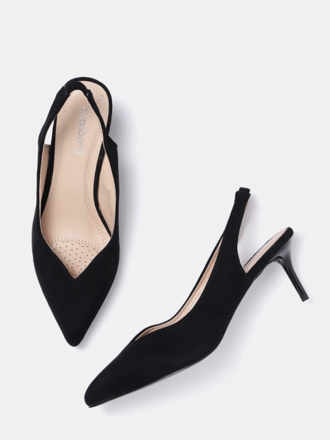 

DressBerry Women Black Solid Pumps