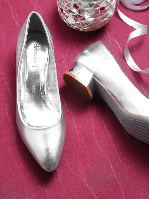 

DressBerry Women Silver-Toned Solid Pumps